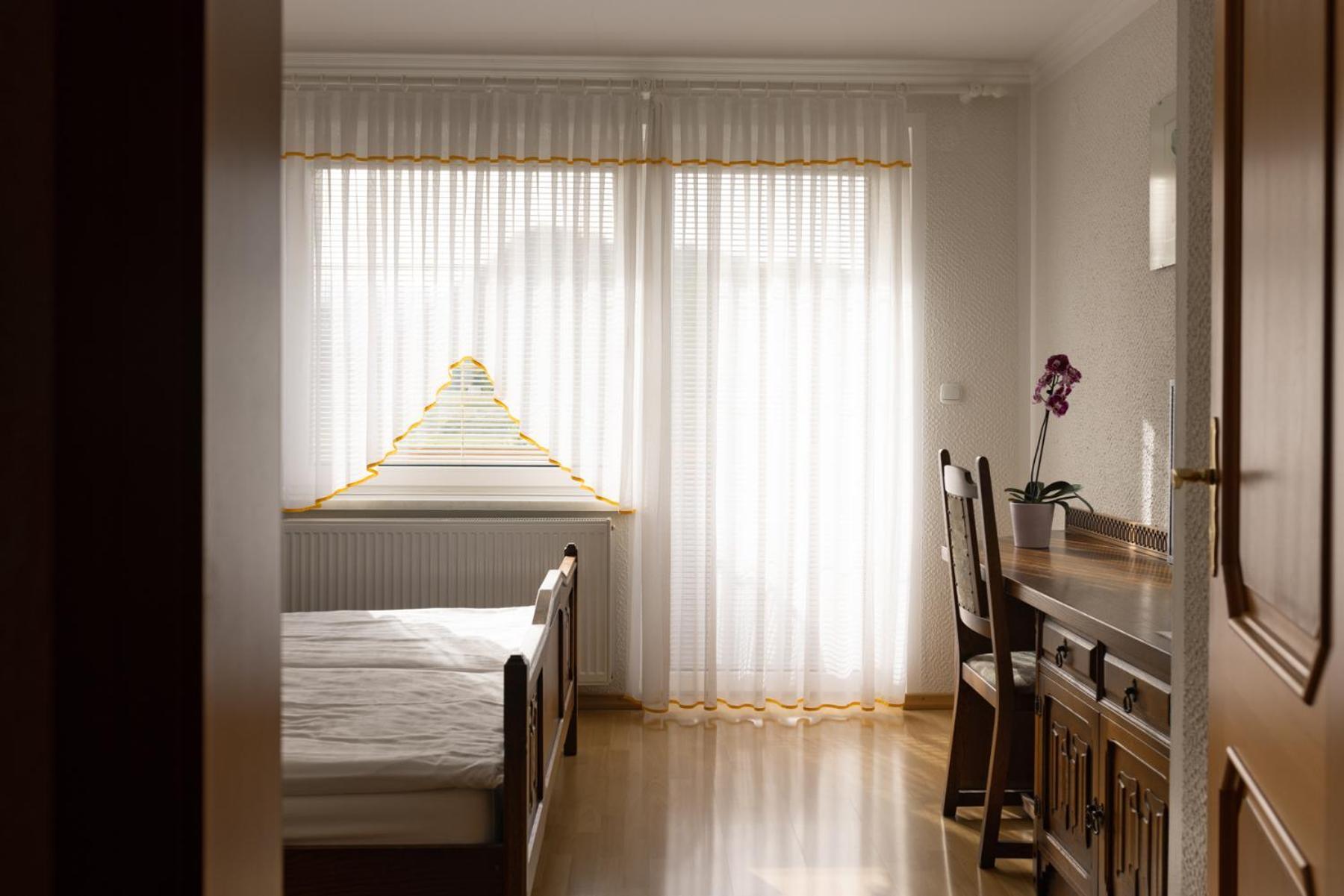 Gostisce Pri Dveh Petelinih Otel Bled Oda fotoğraf